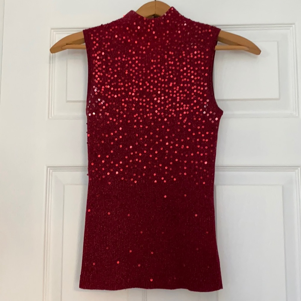 Architect Petite S Red Turtleneck Sleeveless Top